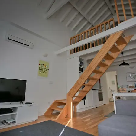Apartment Moon House-santa Catarina *