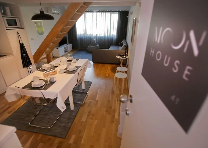 Moon House-santa Catarina Apartment